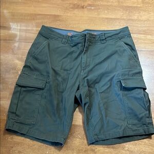 BC CLOTHING CO. • Men's Green Cargo Shorts